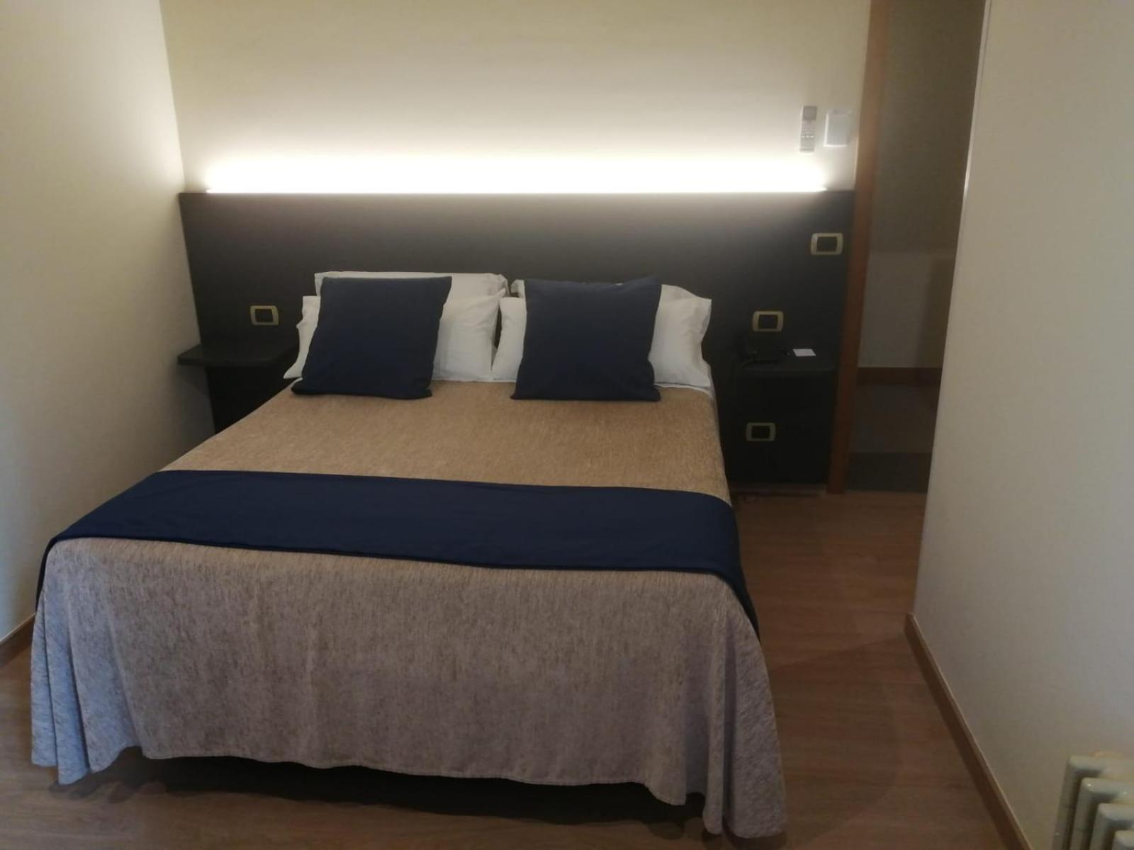 Hotel Roma ซาร์เรีย ภายนอก รูปภาพ