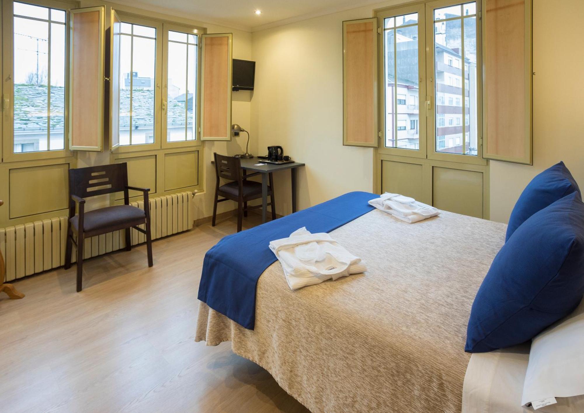 Hotel Roma ซาร์เรีย ภายนอก รูปภาพ