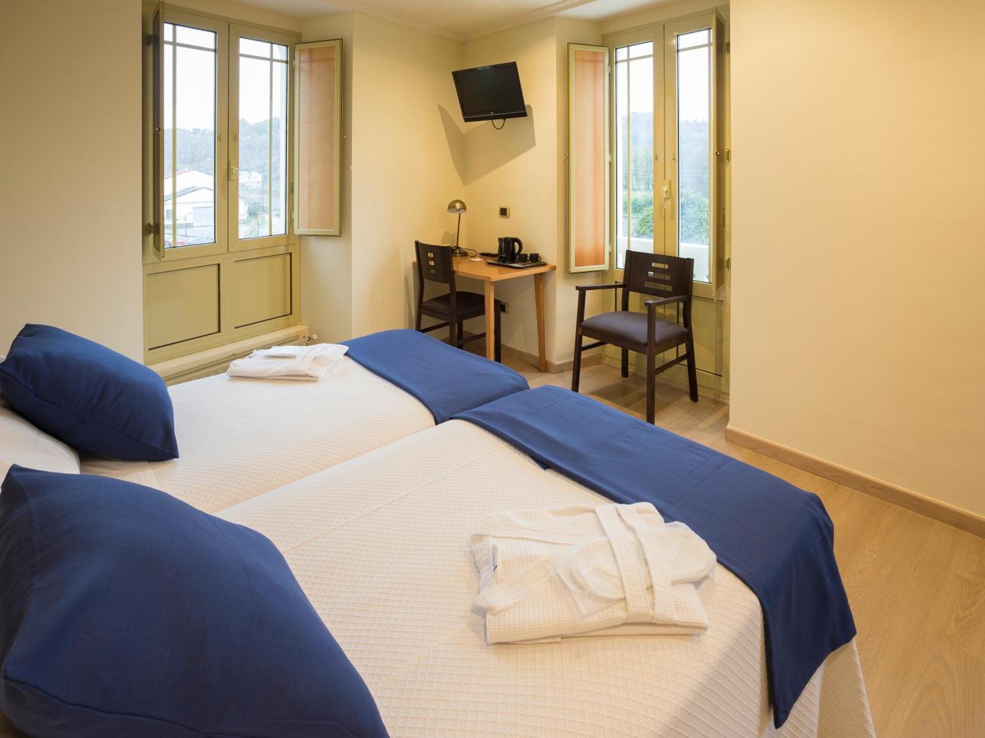 Hotel Roma ซาร์เรีย ภายนอก รูปภาพ