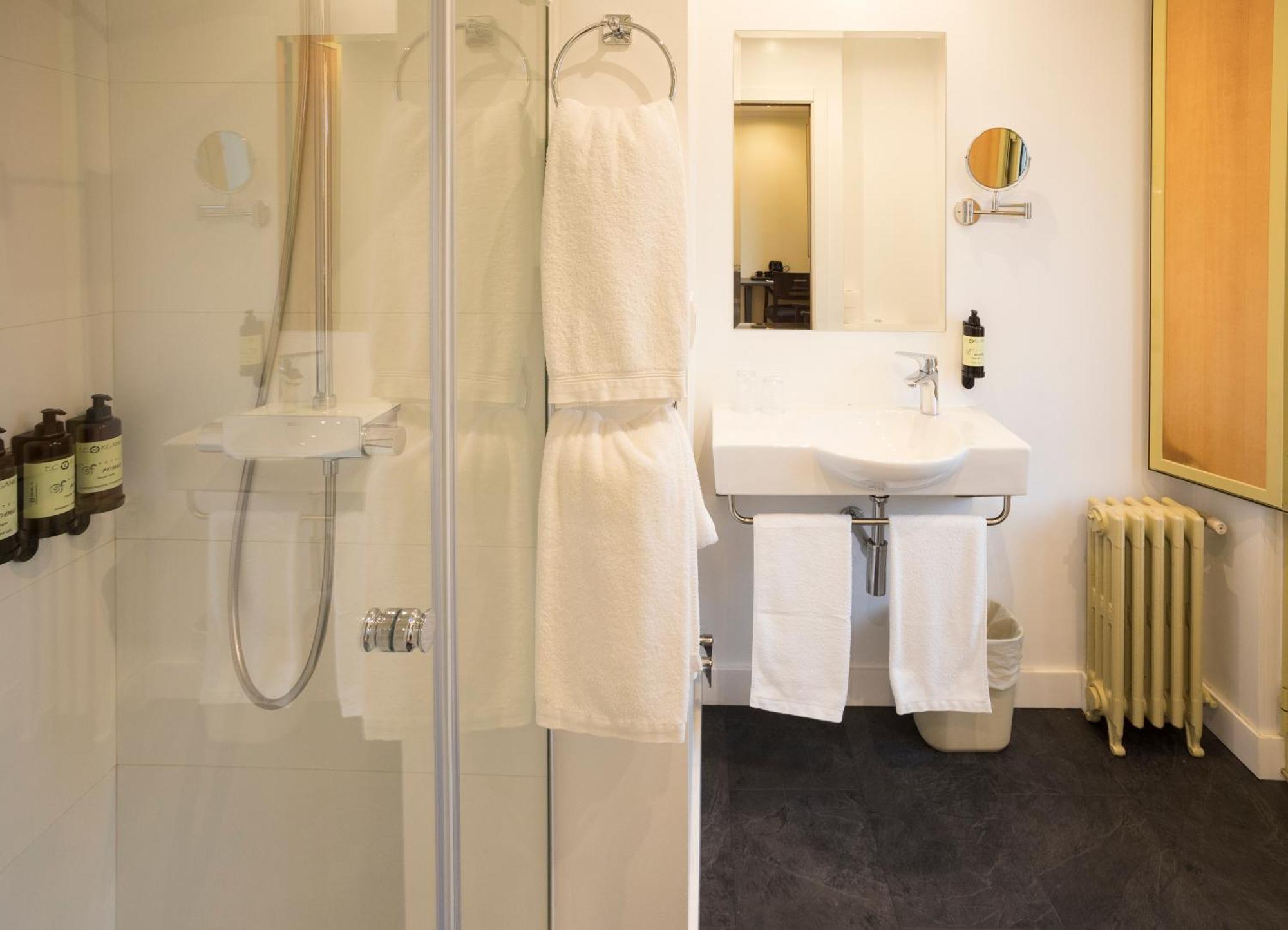 Hotel Roma ซาร์เรีย ภายนอก รูปภาพ
