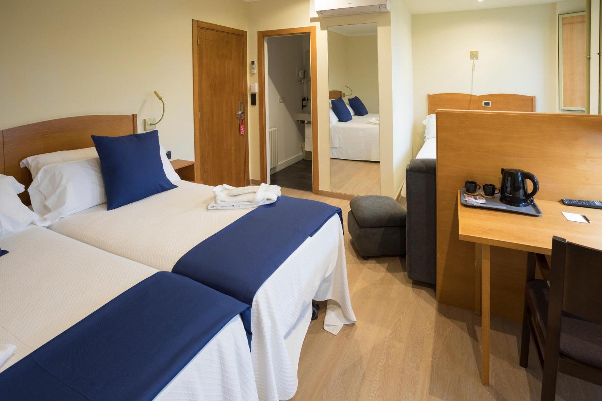 Hotel Roma ซาร์เรีย ภายนอก รูปภาพ