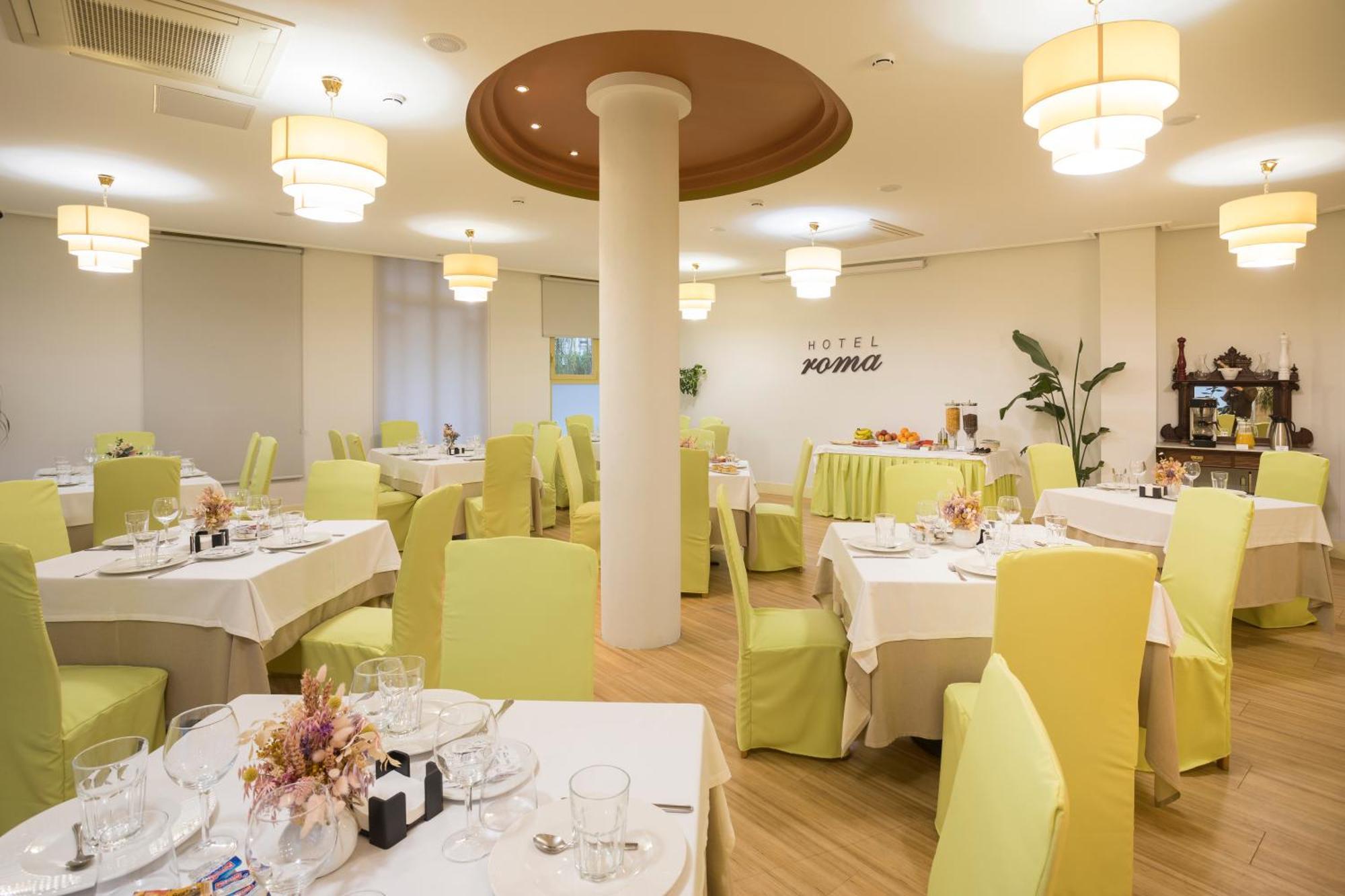 Hotel Roma ซาร์เรีย ภายนอก รูปภาพ
