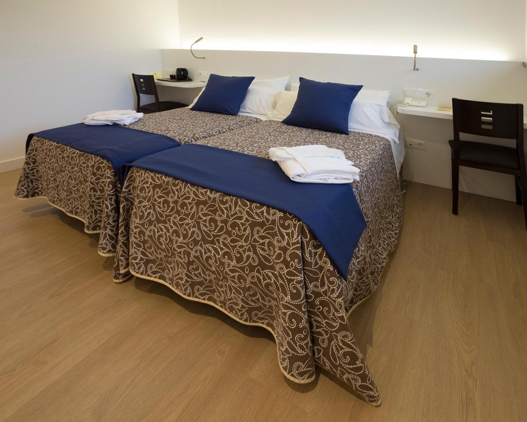 Hotel Roma ซาร์เรีย ภายนอก รูปภาพ